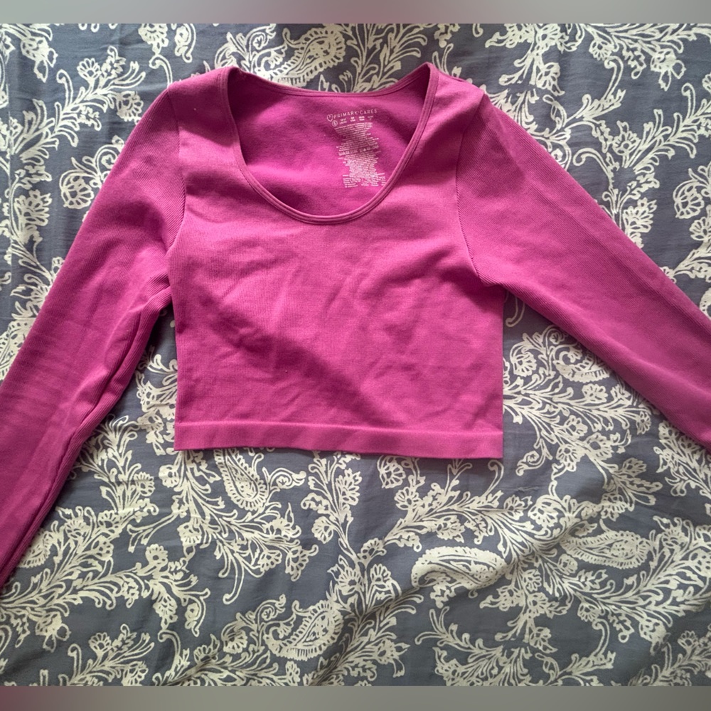 Pink long sleeve workout top